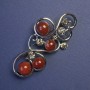 Broche con cornalina y strass grises color plata 75x37 mm+
