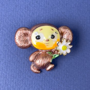 Broche Cheburashka marrón, amarillo y blanco, esmalte y metal dorado 28x31 mm+