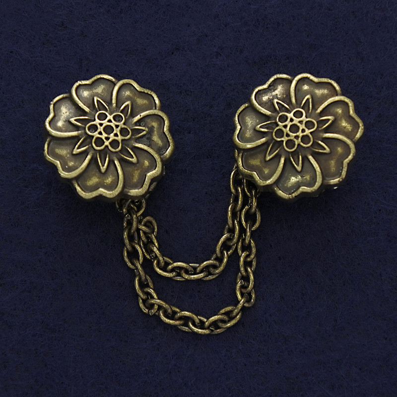Broche para cárdigans color bronce, diámetro 21 mm ±, cadena, longitud 9 cm+