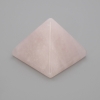 Pirámide souvenir de cuarzo rosa, piedra natural, longitud 38×38 mm +-, ancho 33 mm+