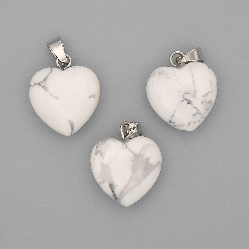 Colgante «Corazón» de caolín 15x15x23 mm+