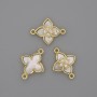 Conector de madreperla dorado 15x19 mm