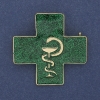 Broche-colgante Cruz con la Serpiente sobre el Cáliz, esmalte verde, metal dorado 38×38 mm+