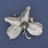 Broche-colgante 'Hoja' con cristales de strass de metal plateado 60×63 mm+