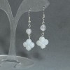 Pendientes de cristal de roca, bolas facetadas de 6 mm (+/-) y motivo trébol de cuatro hojas de 14 mm (+/-), longitud 45 cm (+/-)
