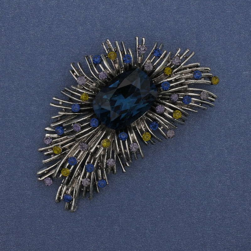 Broche 'Énfasis' con cristal azul