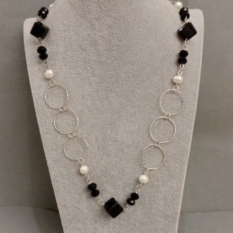 ¡Liquidación! Collar surtido, longitud 80 cm o más