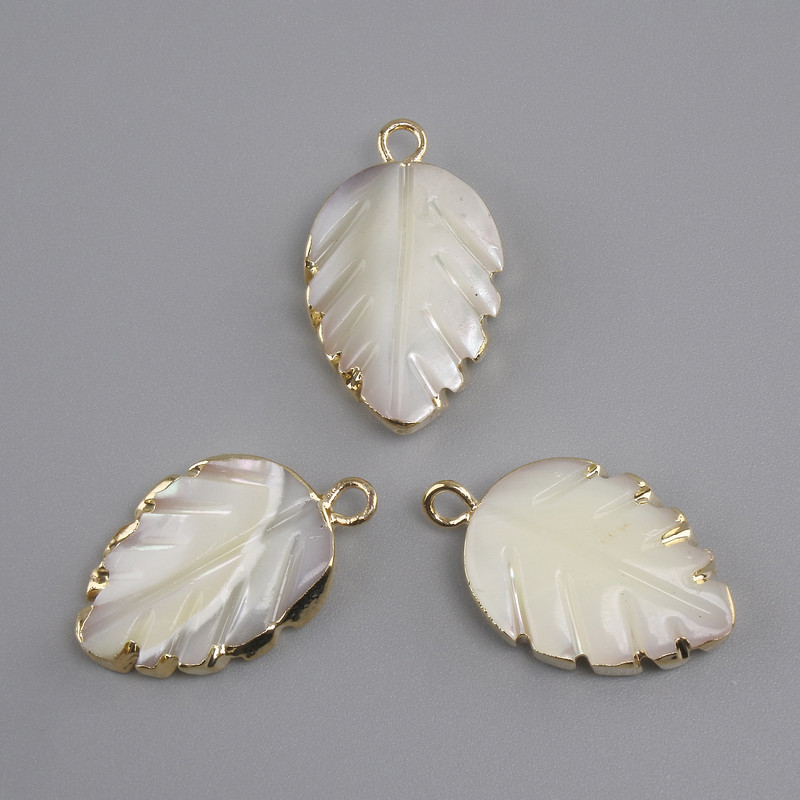 Colgante de nácar en forma de hoja, diámetro 20×13 mm+