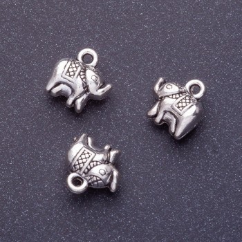 Colgante elefante plateado, longitud 11 mm, Ø 1,5 mm, presentación 20 g ± 11 uds