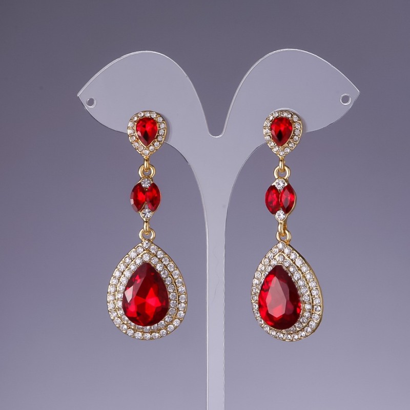 Pendientes con cristales rojos, longitud 6 cm, metal amarillo