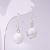 Pendientes de howlita, diámetro 12 mm, longitud 34 cm