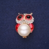 Liquidación! Broche de búho con perla y esmalte, cristales, color blanco, rojo y negro, 32×22 mm, metal dorado