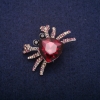 ¡Liquidación! Broche en forma de cangrejo con cristales color frambuesa, metal gris 27×37 mm