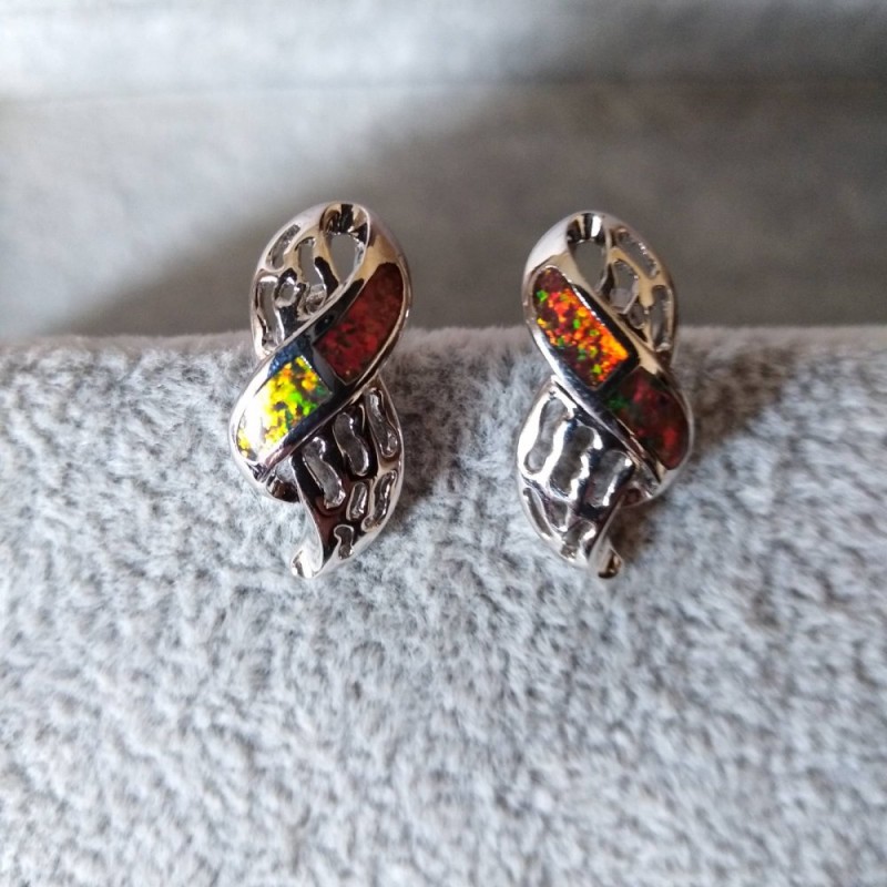 Pendientes de botón con opal sintético, color plata / 20×10 mm