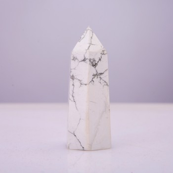 Cristal facetado en forma de lápiz, souvenir de piedra natural Kaholong, surtido (precio por 100 g) peso desde 70 g