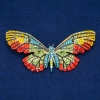 ¡Rebajas! Broche Mariposa de metal dorado, cristales multicolores 81x37 mm +