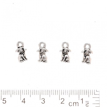 Colgante con forma de perro 12x6 mm, empaque 20 g ± 37 piezas