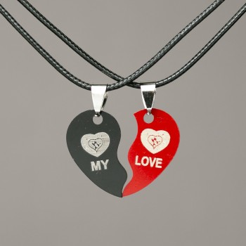 Colgantes a juego de corazones en cordón, 30×15 mm, +/-; longitud 45–50 cm