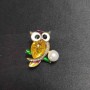 Broche de búho de ámbar con perla en cuentas 31×27 mm