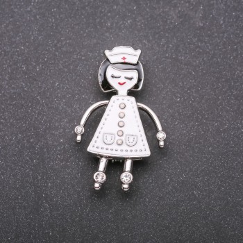 Broche de Enfermera con esmalte blanco, metal plateado, 42×26 mm
