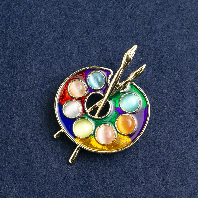 Broche Paleta, esmalte multicolor, metal dorado 46×34 mm